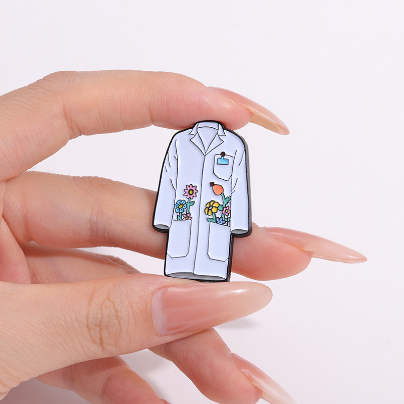 Alfileres esmaltados para bata - Medical Lab Logo reseña y precio