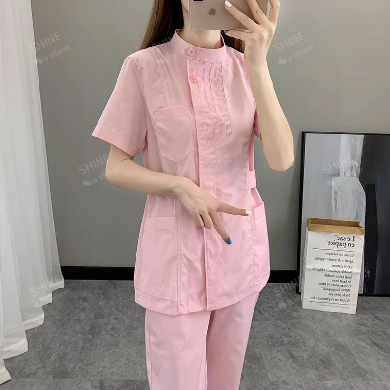 Uniformes de Enfermera Rosados - Medical Lab Logo reseña y precio