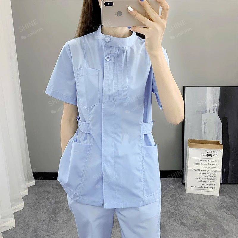 Uniformes de Enfermera Rosados - Medical Lab Logo reseña y precio